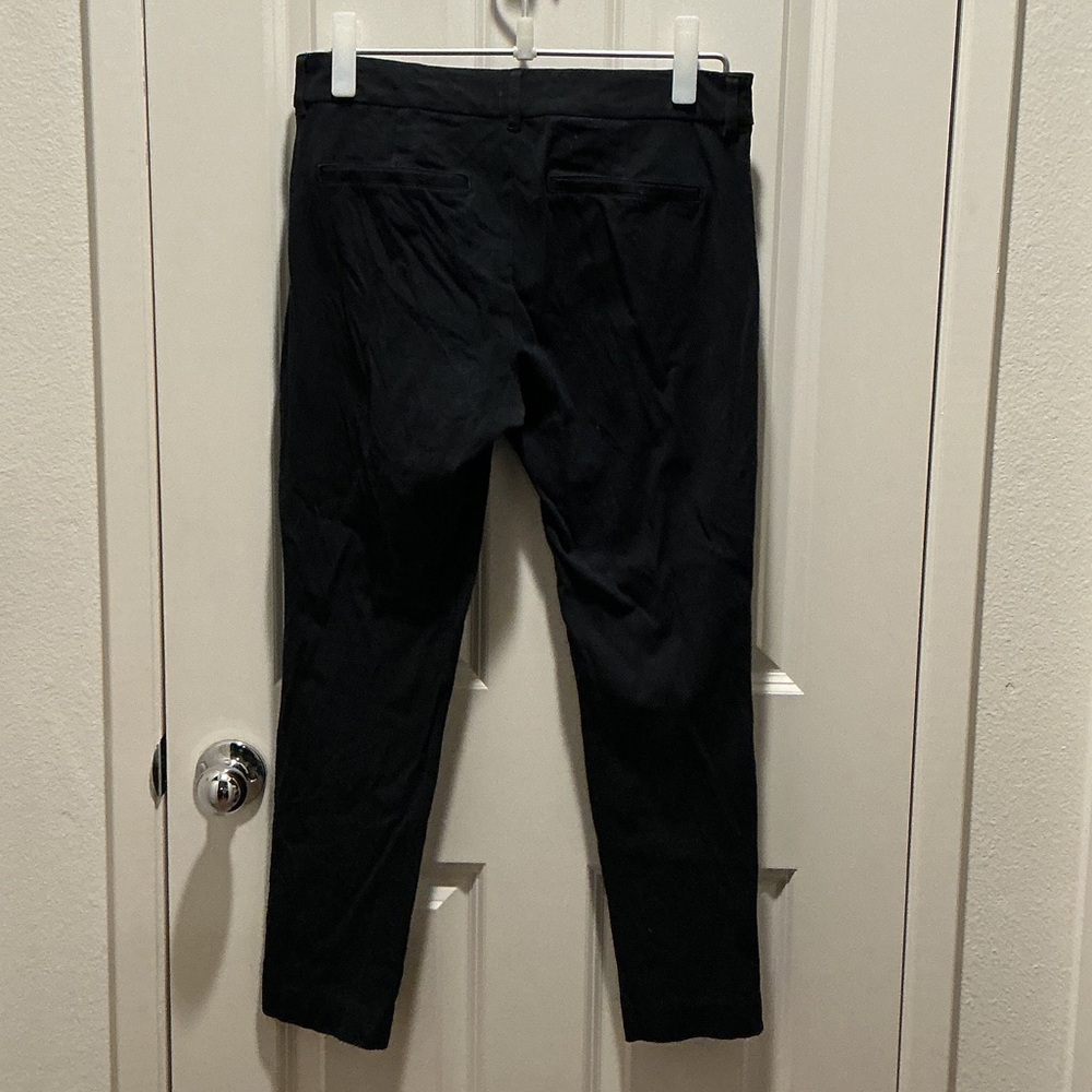 Old Navy Black Pixie Pants - Picture 3 of 4